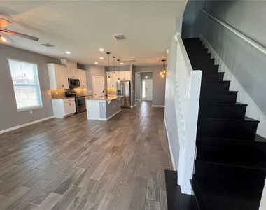 8176 Wood Sage Drive - Photo Thumbnail 10