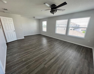 8176 Wood Sage Drive - Photo Thumbnail 12