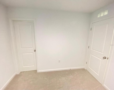 9076 Ocean Tide Way - Photo Thumbnail 24