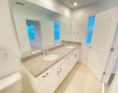9076 Ocean Tide Way - Photo Thumbnail 31