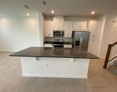 9076 Ocean Tide Way - Photo Thumbnail 6