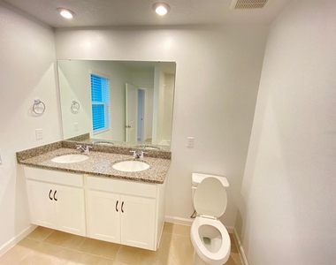 9076 Ocean Tide Way - Photo Thumbnail 20