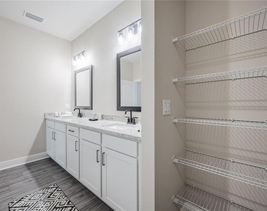 7753 Somersworth Drive - Photo Thumbnail 28