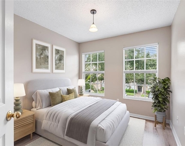 10114 Farmingdale Place - Photo Thumbnail 8