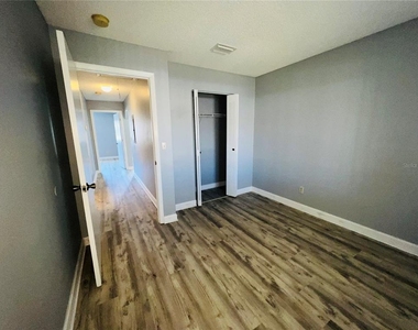605 Ridge Terrace - Photo Thumbnail 17