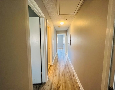 605 Ridge Terrace - Photo Thumbnail 16