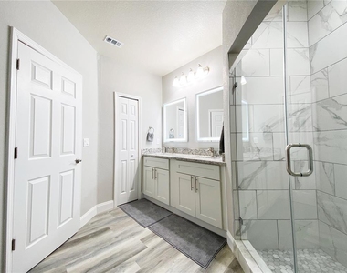 103 Vista Verdi Circle - Photo Thumbnail 17