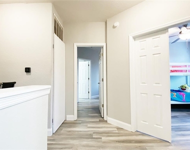 103 Vista Verdi Circle - Photo Thumbnail 32