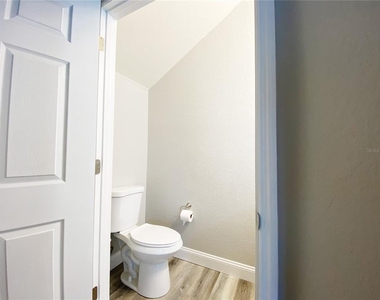 103 Vista Verdi Circle - Photo Thumbnail 16
