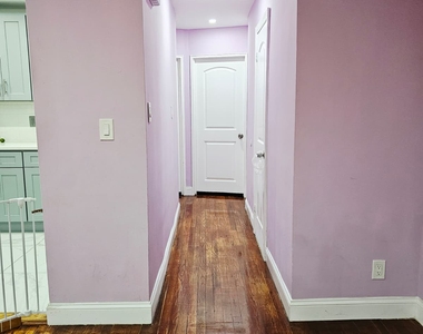 Spacious 2 BR Apartment in East 107th Street, Brooklyn - Photo Thumbnail 14
