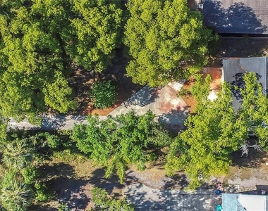 1209 S Myrtle Avenue - Photo Thumbnail 9