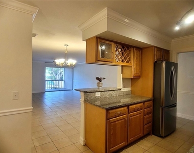 3360 S Osprey Avenue - Photo Thumbnail 4
