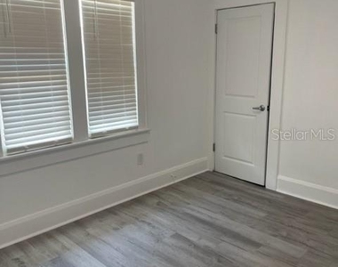 2118 5th Street - Photo Thumbnail 8