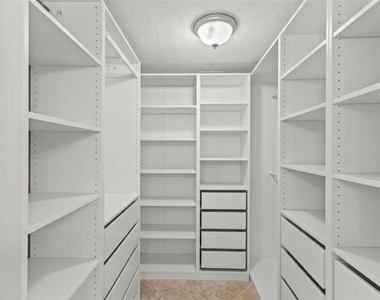 9604 Cortez Road W - Photo Thumbnail 14