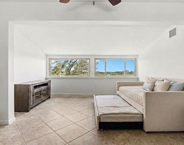 9604 Cortez Road W - Photo Thumbnail 27