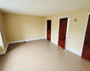 1517 Turner - Photo Thumbnail 6