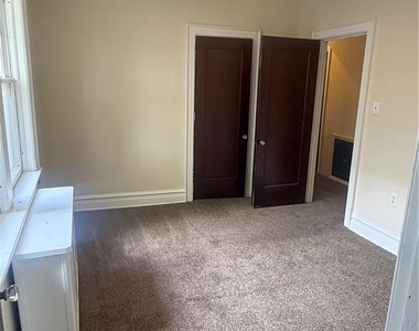 2403 Allen Street - Photo Thumbnail 3