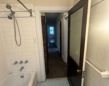 2403 Allen Street - Photo Thumbnail 10