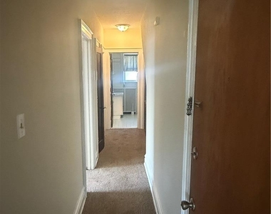 2403 Allen Street - Photo Thumbnail 2