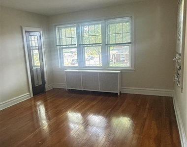 2403 Allen Street - Photo Thumbnail 1