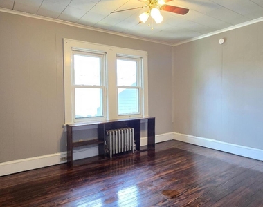 542 Deacon Street - Photo Thumbnail 13
