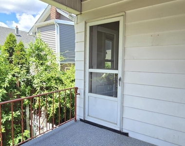 542 Deacon Street - Photo Thumbnail 22