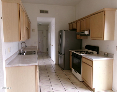 118 Tierra Vista Drive - Photo Thumbnail 3