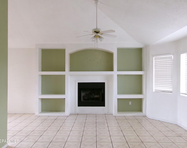 118 Tierra Vista Drive - Photo Thumbnail 2