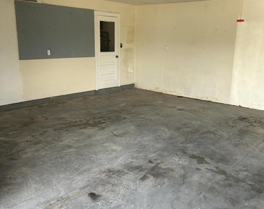 3019 Cork Drive - Photo Thumbnail 15