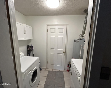3019 Cork Drive - Photo Thumbnail 13