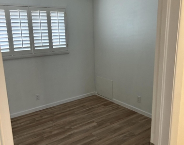 3019 Cork Drive - Photo Thumbnail 10
