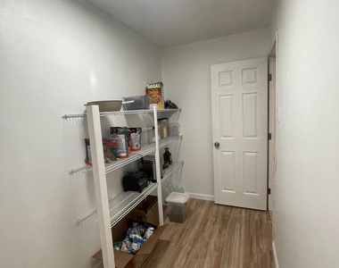 3019 Cork Drive - Photo Thumbnail 6