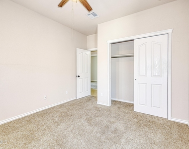 5601 Valley Maple Drive - Photo Thumbnail 23