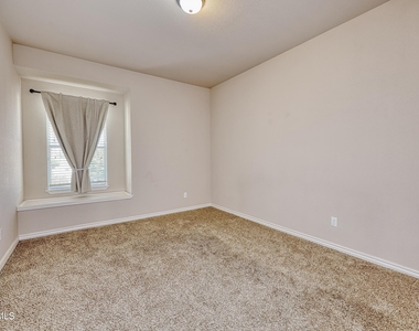 5601 Valley Maple Drive - Photo Thumbnail 22