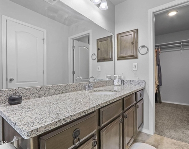 3917 Desert Dunes Drive - Photo Thumbnail 32