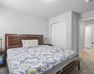 3917 Desert Dunes Drive - Photo Thumbnail 23