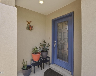 3917 Desert Dunes Drive - Photo Thumbnail 4