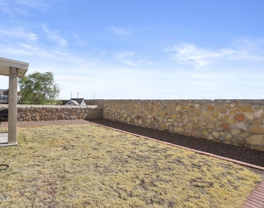 3917 Desert Dunes Drive - Photo Thumbnail 36