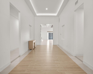11337 Ardelle Avenue - Photo Thumbnail 3