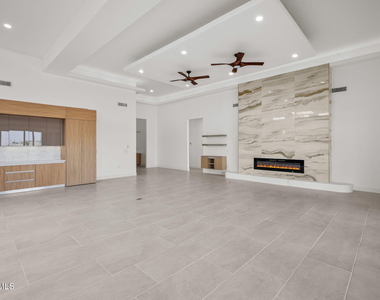 11337 Ardelle Avenue - Photo Thumbnail 6
