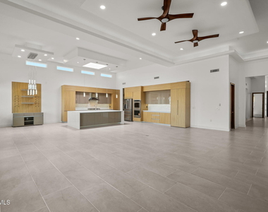11337 Ardelle Avenue - Photo Thumbnail 5