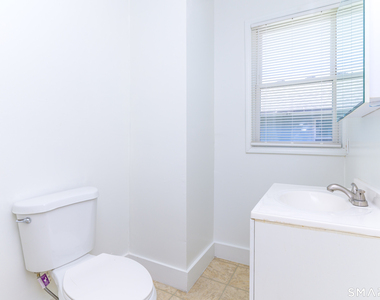 237 Bishop Street - Photo Thumbnail 3