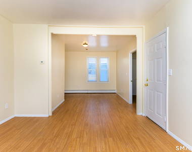 237 Bishop Street - Photo Thumbnail 4