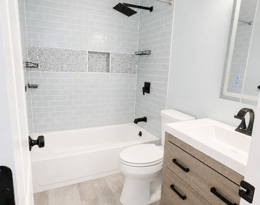 511 Main Street - Photo Thumbnail 7