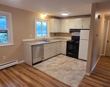 460 Woodbridge Street - Photo Thumbnail 2