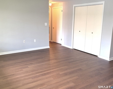 117 Shadow Lane - Photo Thumbnail 9