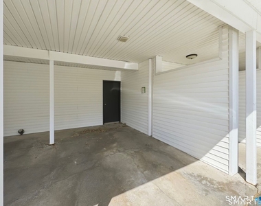 1634 Farmington Avenue - Photo Thumbnail 23