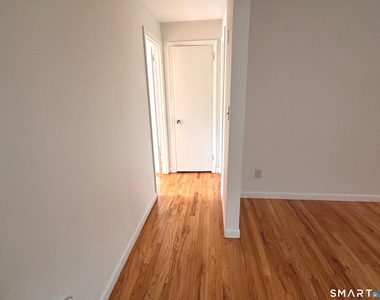 1634 Farmington Avenue - Photo Thumbnail 14