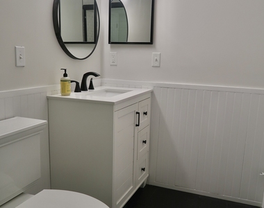 20 Woodsedge Drive - Photo Thumbnail 5