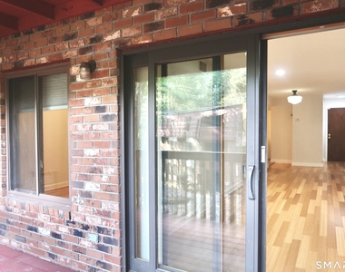20 Woodsedge Drive - Photo Thumbnail 10